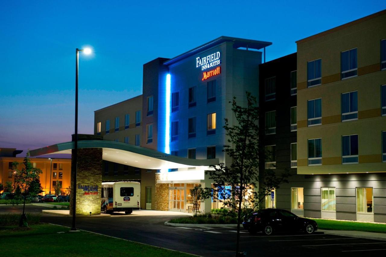 Fairfield Inn & Suites By Marriott Columbus Airport Exterior photo